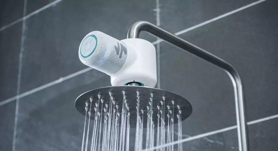 Alcachofa de ducha y bombilla LED que incorporan altavoces Bluetooth