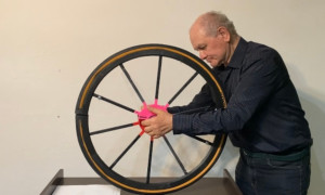 La primera rueda plegable