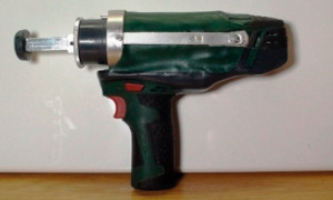 ESEAL GUN – Pistola mezcladora y aplicadora para mantenimiento de aviones