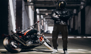 Cubrepantalón para motoristas 