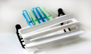 Soporte portátil ergonómico para pinzas de ropa